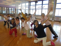 楽しむダンスエクササイズ
